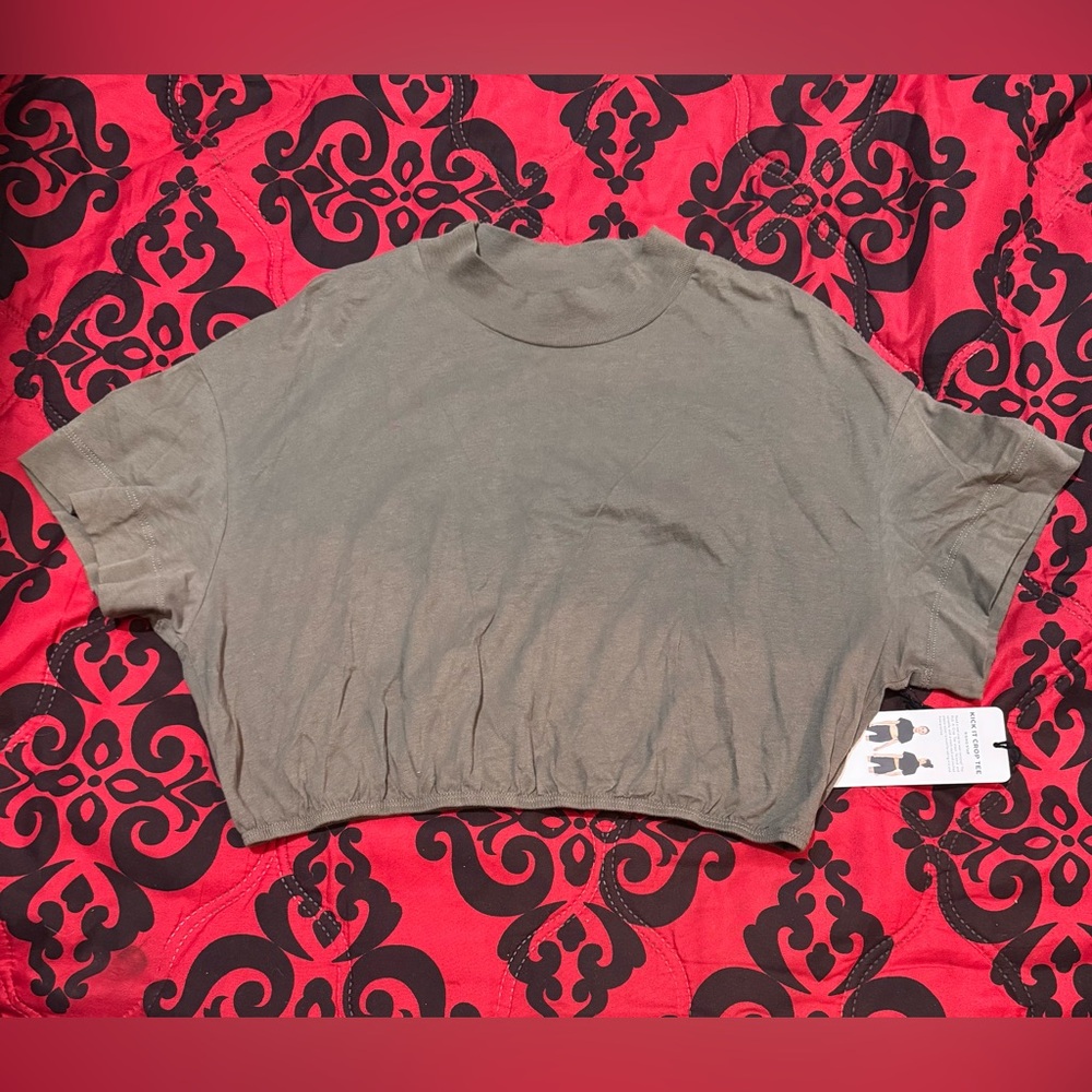 NWT ALO yoga Casual Olive Green Women's Top